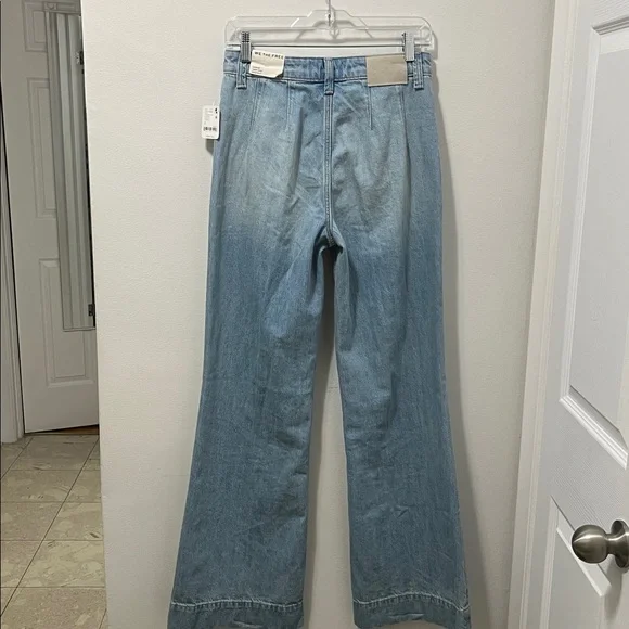 NWT FREE PEOPLE CERINE RELAXED BOOTCUT DENIM SIZE 25 - Picture 8 of 16